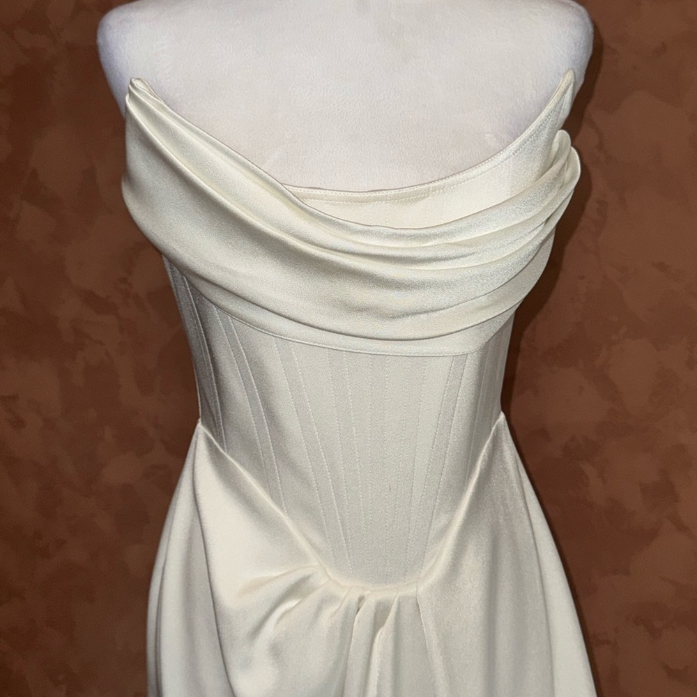 Alex Perry Strapless Ivory/Off-White Draped Corset Dress